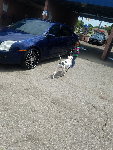 American Pride Car Washes en Cleveland