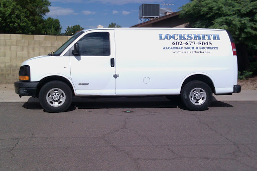 Locksmith «Alcatraz Locksmith», reviews and photos, 17627 N 4th St, Phoenix, AZ 85022, USA