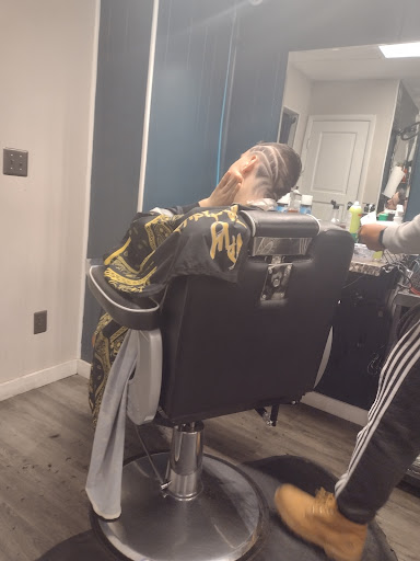 Barber Shop «Tru Cutz Barber Shop», reviews and photos, 44 Jefferson St, Saratoga Springs, NY 12866, USA