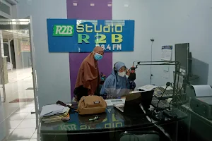 Radio R2B Rembang image