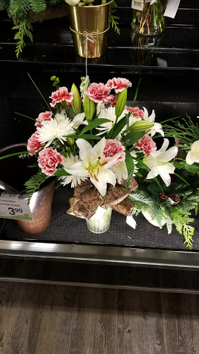 Grocery Store «Safeway», reviews and photos, 900 Meridian Ave E Suite 12, Milton, WA 98354, USA