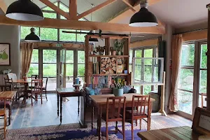 Pear Tree Inn Farmhouse Kitchen with Bar & Rooms image