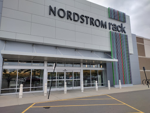 Department Store «Nordstrom Rack Novi West Oaks», reviews and photos, 43839 W Oaks Dr, Novi, MI 48377, USA