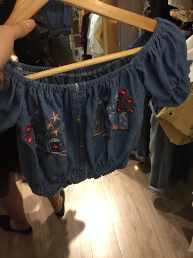 Stores to buy jeans Hanoi