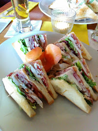 Club sandwich du Restaurant français Le Fumoir à Paris - n°9