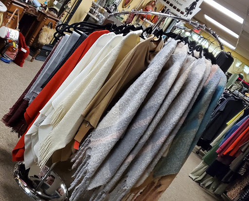 Clothing Store «Passion For Fashion», reviews and photos, 12767 Chillicothe Rd, Chesterland, OH 44026, USA