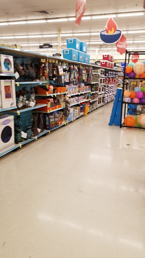 Grocery Store «Kroger», reviews and photos, 1555 Wayne Ave, Dayton, OH 45410, USA