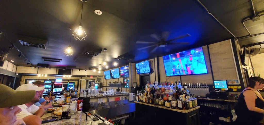 Tap 22 Grill & Bar 61282