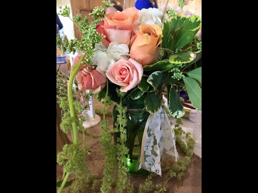 Florist «Cuts Creative Florist», reviews and photos, 1701 Orange Ave NE, Roanoke, VA 24012, USA