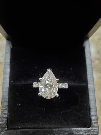 Jeweler «Azar Jewelers», reviews and photos, 100 W Higgins Rd, South Barrington, IL 60010, USA