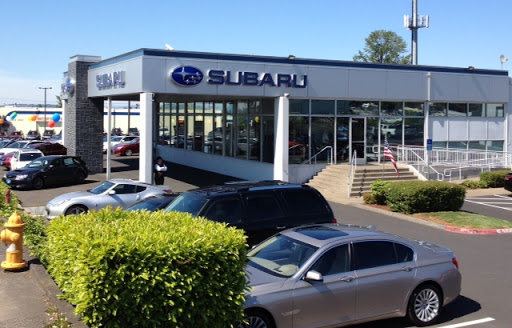 Car Dealer «Gresham Subaru», reviews and photos, 1925 E Powell Blvd, Gresham, OR 97080, USA