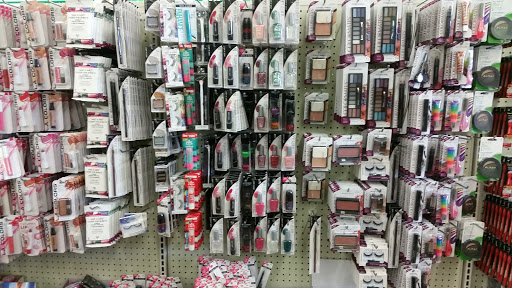 Dollar Store «Dollar Tree», reviews and photos, 1010 Mt Prospect Plaza, Mt Prospect, IL 60056, USA