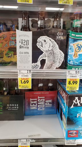 Grocery Store «Schnucks», reviews and photos, 6083 Mid Rivers Mall Dr, St Charles, MO 63304, USA