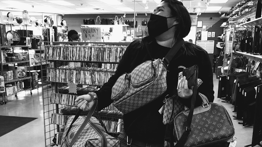 Money & More, 1025 S Riverside Dr, Iowa City, IA 52246, USA, 