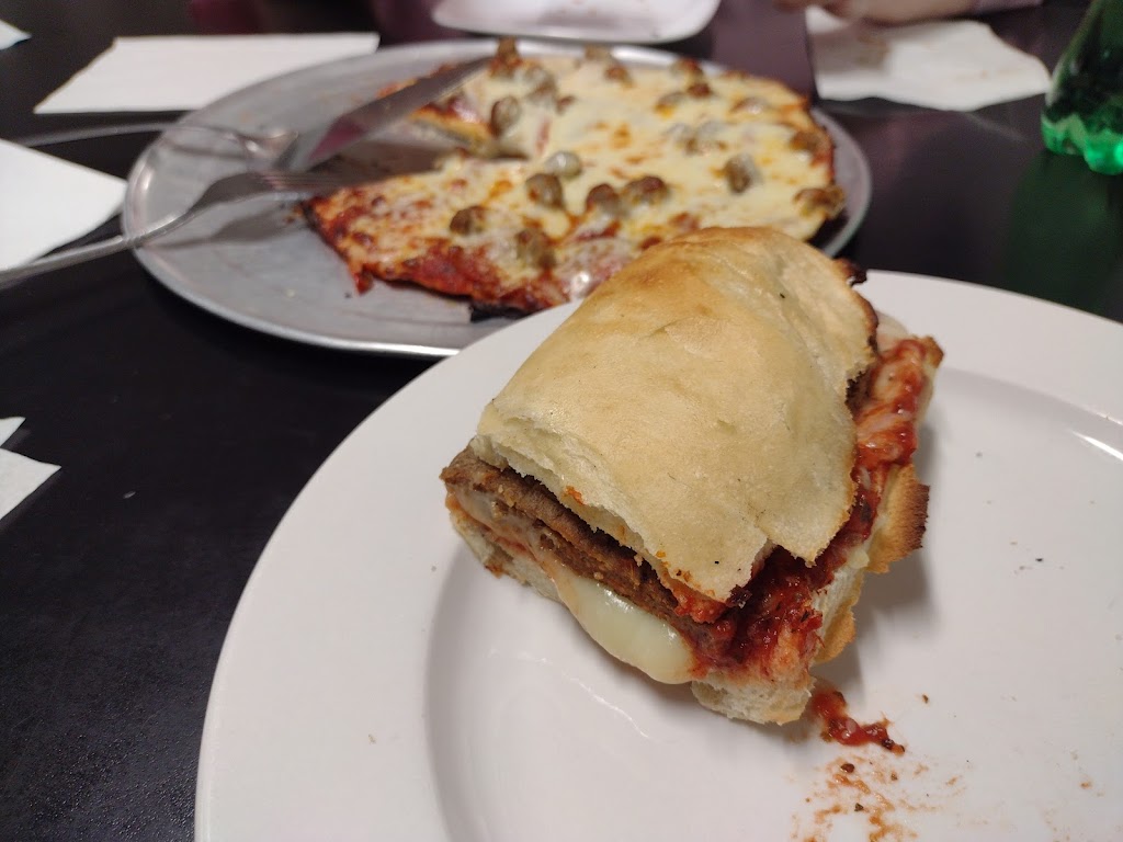 Angilo's Pizza 41031