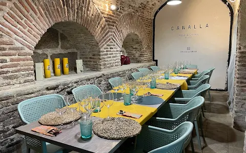 Bar Canalla Food & Drinks image