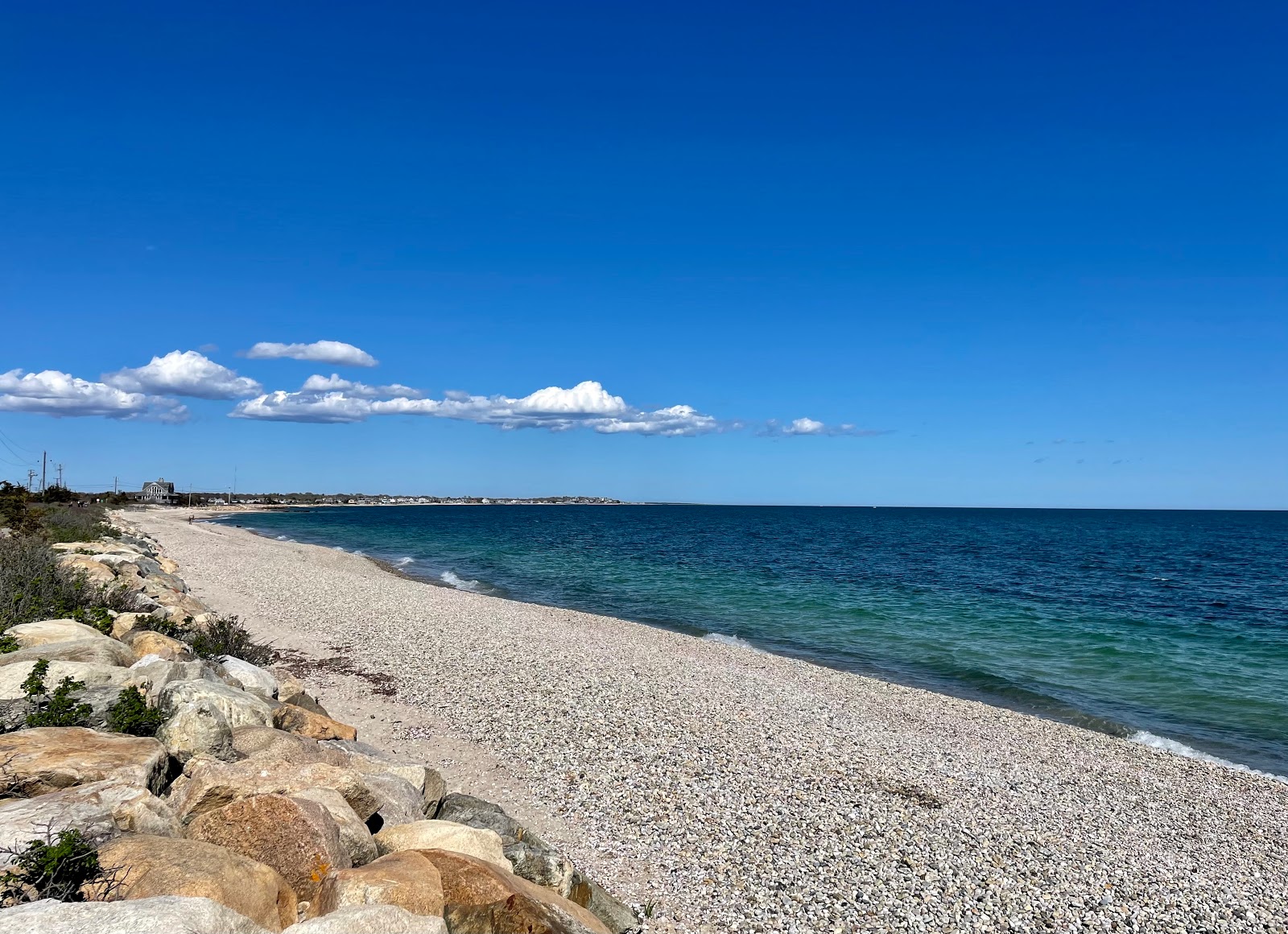 Foto von Trunk River Beach mit kleine, beiger kiesel Oberfläche