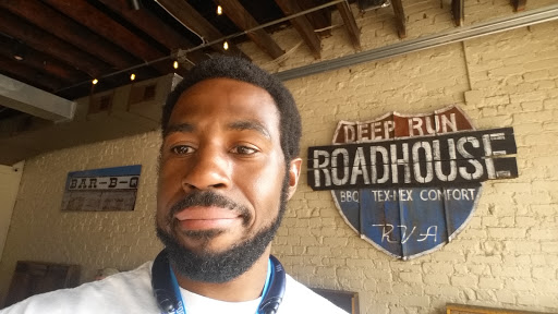 Restaurant «Deep Run Roadhouse - VCU/Laurel St.», reviews and photos, 309 N Laurel St, Richmond, VA 23220, USA