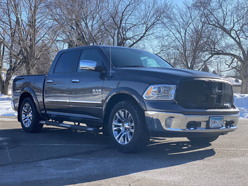 Used Car Dealer «Tri City Auto Sales», reviews and photos, 4760 Central Ave NE, Columbia Heights, MN 55421, USA