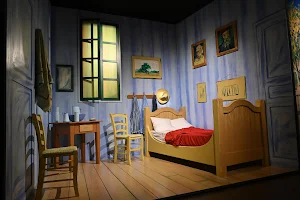 Van Gogh: The Immersive Experience image
