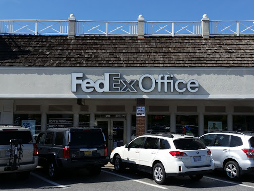 Print Shop «FedEx Office Print & Ship Center», reviews and photos, 232 S Stratford Rd, Winston-Salem, NC 27103, USA
