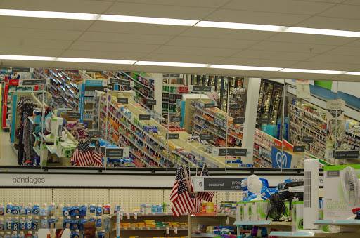 Drug Store «Walgreens», reviews and photos, 311 E Main St, Middletown, CT 06457, USA