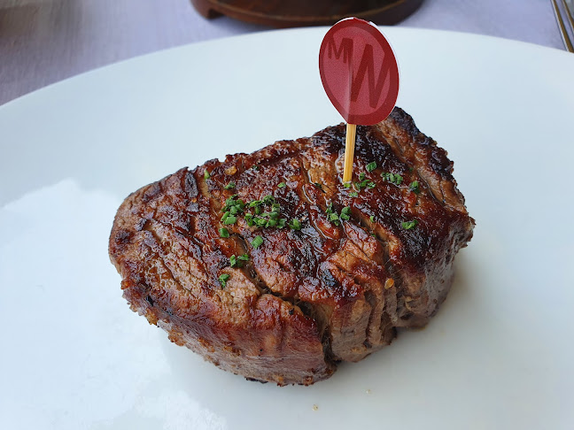 Carnal Prime Steakhouse - Restaurante