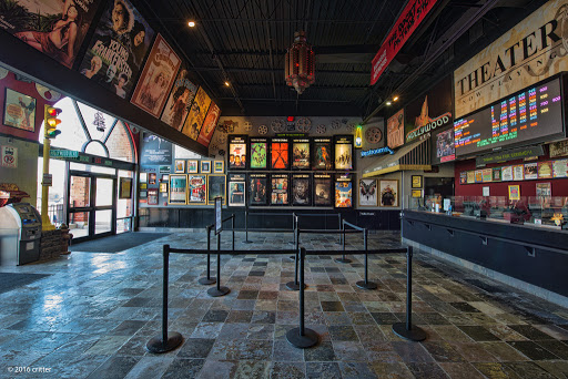 Movie Theater «Hollywood Blvd. Cinema», reviews and photos, 1001 75th St, Woodridge, IL 60517, USA