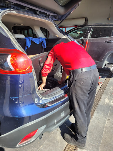 Tire Shop «Discount Tire Store - Cypress, TX», reviews and photos, 17326 Spring Cypress Rd, Cypress, TX 77429, USA