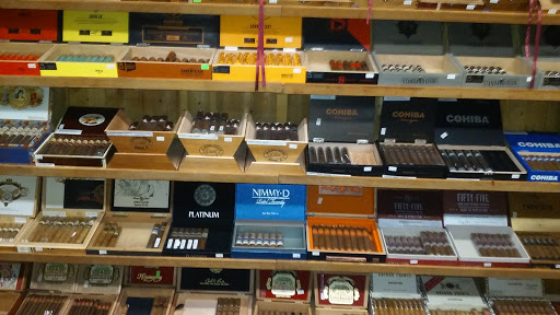 Tobacco Shop «Cigar House & Discount», reviews and photos, 1720 N Moorpark Rd, Thousand Oaks, CA 91360, USA