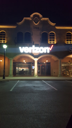 Cell Phone Store «Verizon», reviews and photos, 17503 La Cantera Pkwy #106, San Antonio, TX 78257, USA