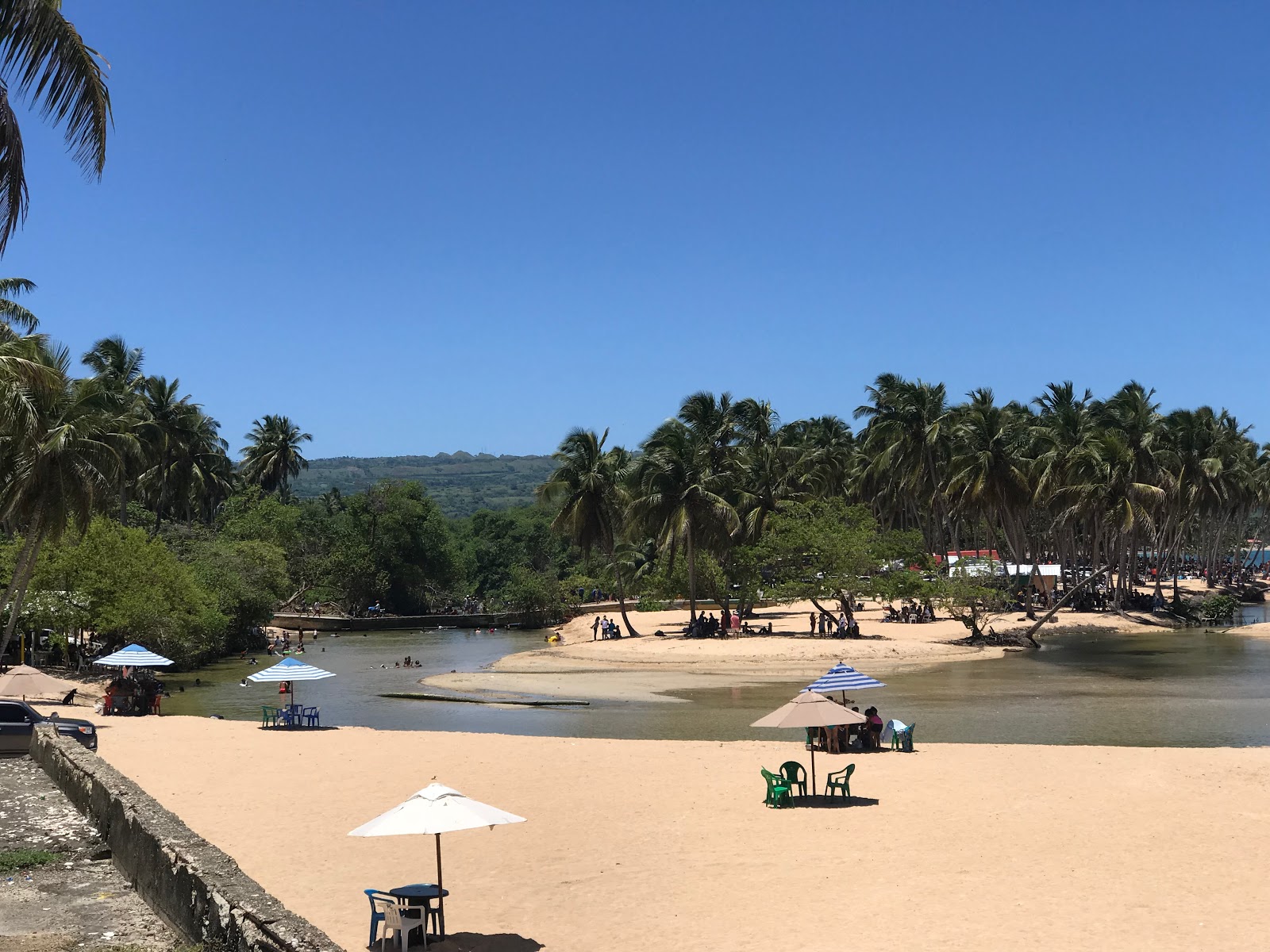 Valokuva Playa la Boca de Payitaista. - hyvä lemmikkiystävällinen paikka lomalle