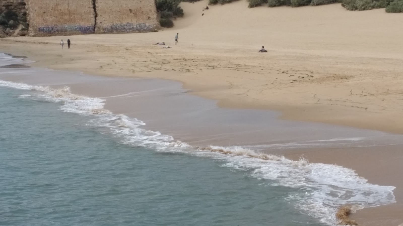 Foto de Playa de la Muralla con muy limpio nivel de limpieza