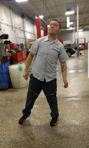 Car Dealer «BOMMARITO NISSAN WEST», reviews and photos, 14747 Manchester Rd, Ballwin, MO 63011, USA