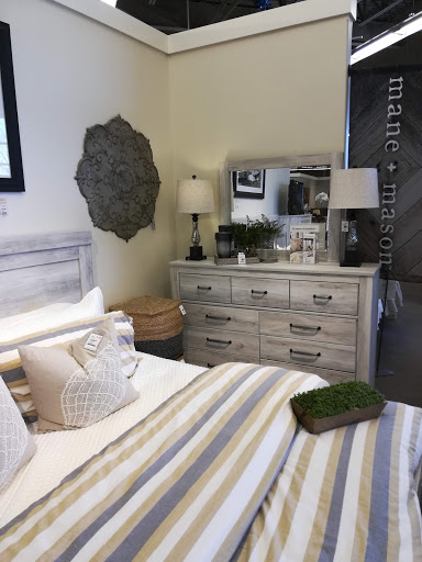 Furniture Store «Ashley HomeStore», reviews and photos, 905 Perimeter Dr, Schaumburg, IL 60173, USA