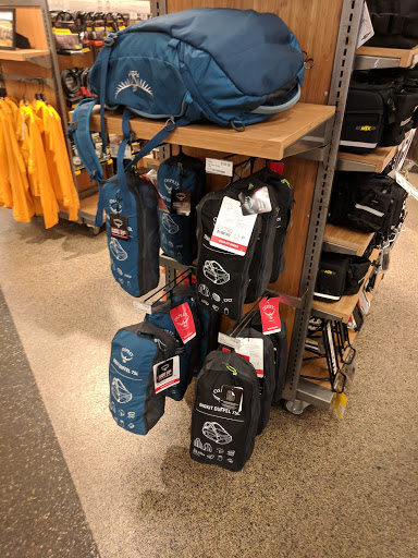 Camping Store «REI», reviews and photos, 201 University Oaks Blvd #1100, Round Rock, TX 78664, USA