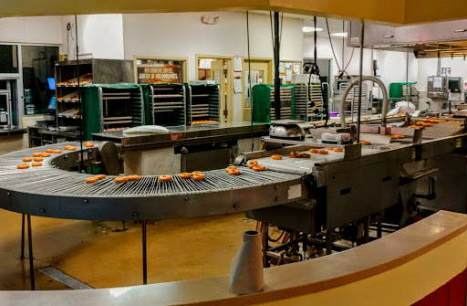 Bakery «Krispy Kreme Doughnuts», reviews and photos, 2600 S Cooper St, Arlington, TX 76015, USA