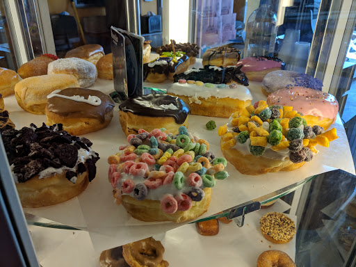 Donut Shop «Voodoo Doughnut Mile High», reviews and photos, 1520 E Colfax Ave, Denver, CO 80218, USA