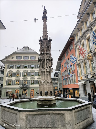 Rezensionen über Gränicher am Weinmarkt in Luzern - Bekleidungsgeschäft