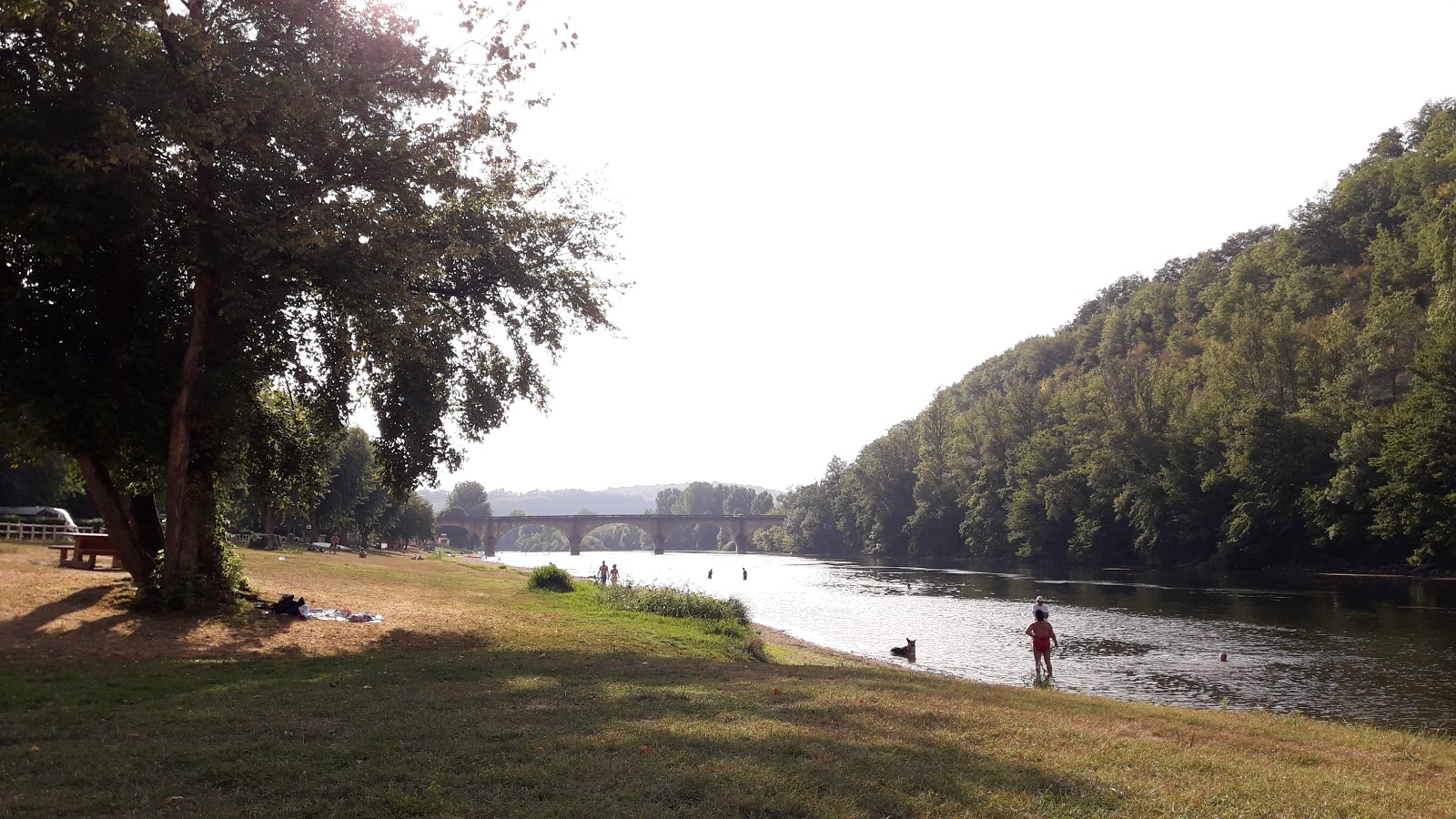 Plage du Buisson de Cadouin'in fotoğrafı imkanlar alanı