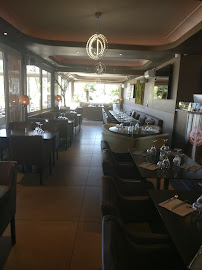 Atmosphère du Restaurant français Bistro Frégate | Restaurant Traditionnel Méditerranéen à Six-Fours-les-Plages - n°9
