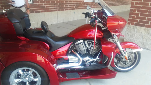 Motorcycle Dealer «Indian Motorcycle Kansas City & RideNow Powersports Kansas City», reviews and photos, 800 N Rogers Rd, Olathe, KS 66062, USA