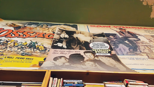 Magazine Store «Book Castle-Movie World», reviews and photos, 212 N San Fernando Blvd, Burbank, CA 91502, USA