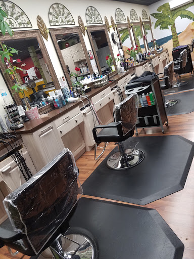 Beauty Salon «Looks And Company 