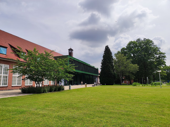 Rezensionen über Jacobs University Bremen in Glarus Nord - Universität