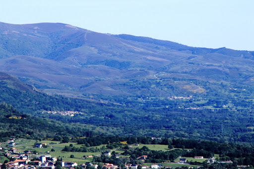 Centro de Saúde de Xunqueira de Espadañedo en Xunqueira de Espadanedo, Ourense