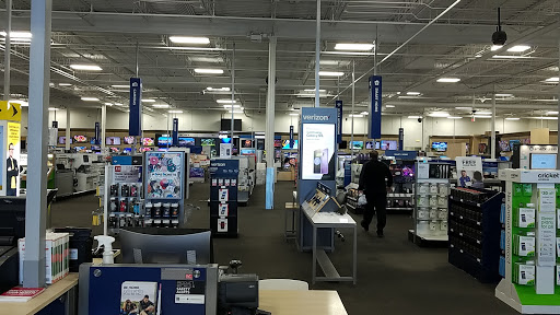 Electronics Store «Best Buy», reviews and photos, 615 E Palatine Rd, Arlington Heights, IL 60004, USA