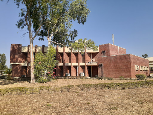 National Institute for Policy and Strategic Studies, Kuru, Nigeria, P.M.B. 2024, Bukuru, Jos, Plateau State, Nigeria. Kuru Plateau, Nigeria, Park, state Plateau