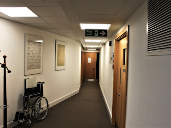 Roodlane Medical part of HCA Healthcare UK - Tower Hill Clinic
