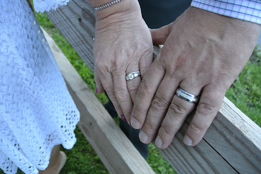 Jewelry Store «Dale Robertson Jewelry Co., LLC», reviews and photos, 784 Loveland-Miamiville Rd #300, Loveland, OH 45140, USA